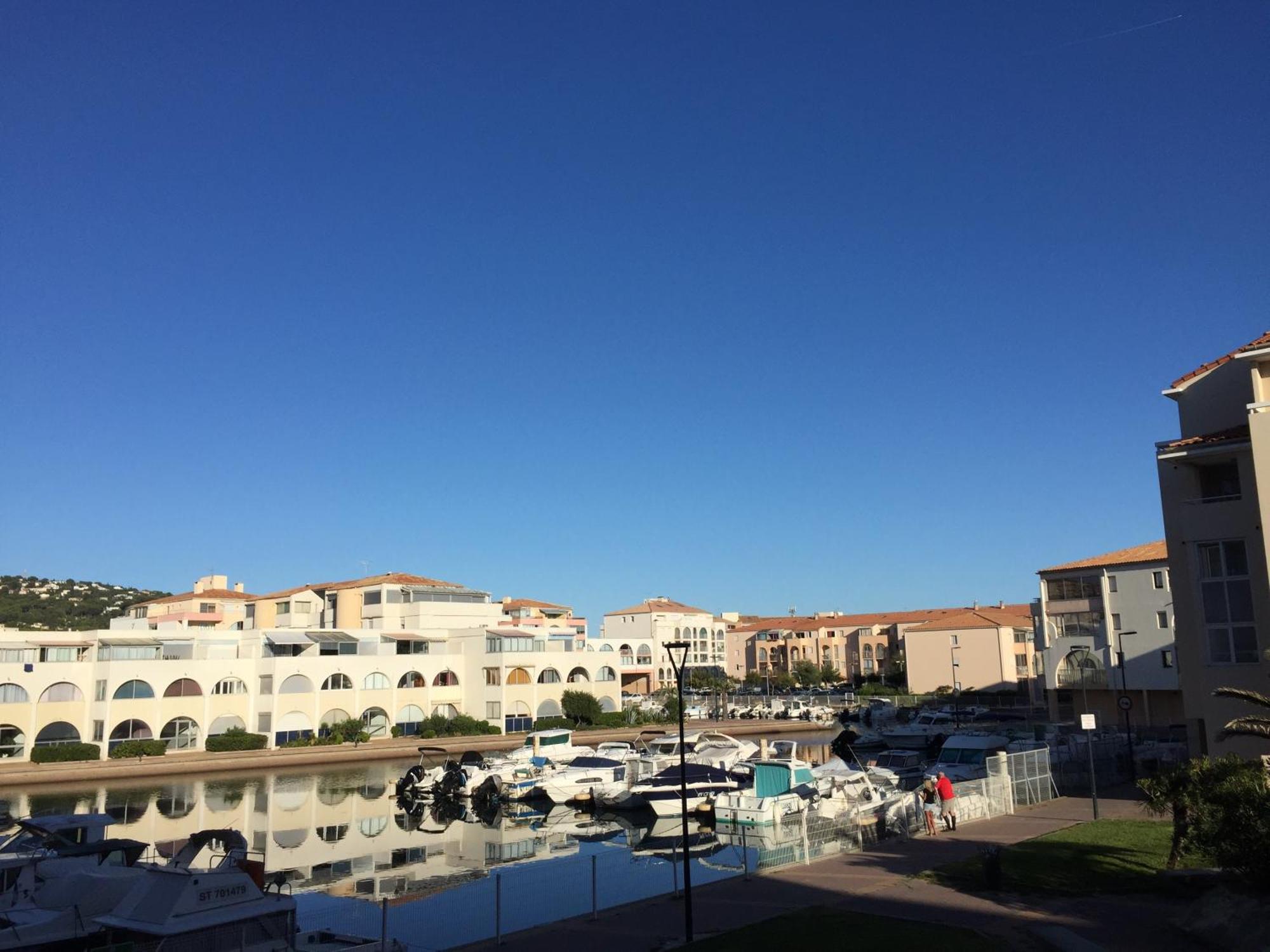 Coquet T2, Quartier Des Quilles, Climatise, 300M Des Plages Сет Экстерьер фото